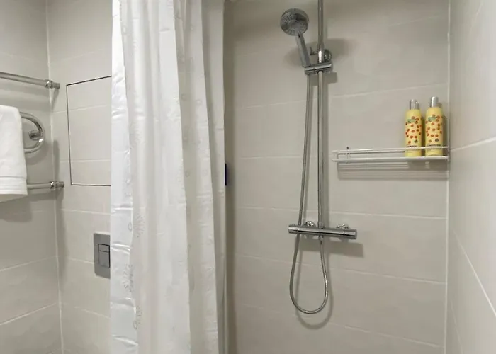 Peaceful Summer Flat In Parking Appartamento Pärnu