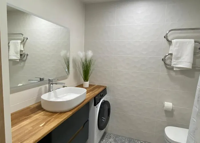 Peaceful Summer Flat In Parking *